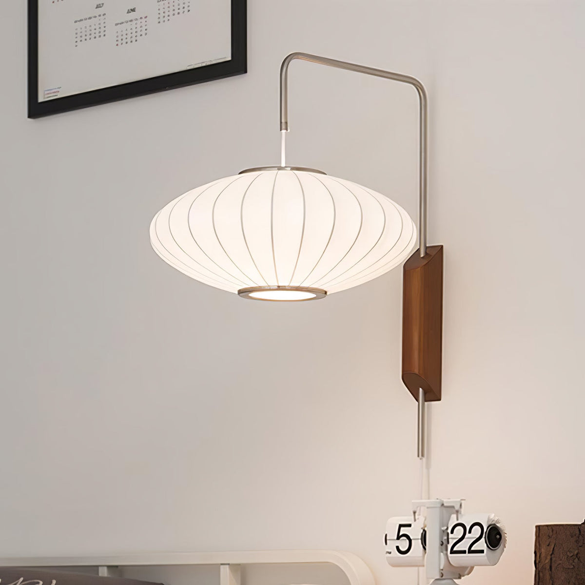 Adjustable Walnut Bubble Wall Light / ∅ 11.8″ x H 11″ / Dia 30cm x H 28cm / White & Walnut / EU Plug